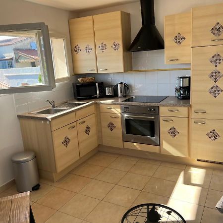 Plein Sud, Bel Appartement 20 Metres De La Plage La Capte อิแยร์ ภายนอก รูปภาพ