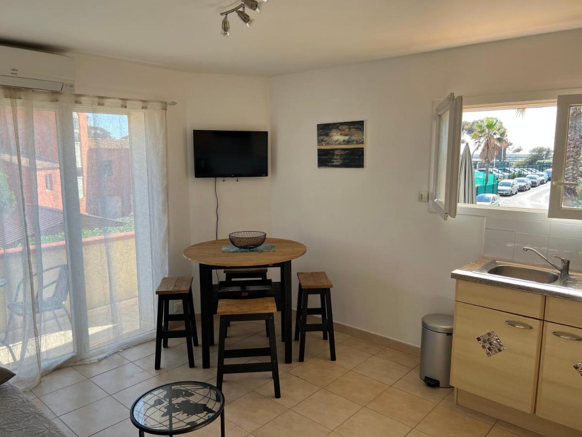 Plein Sud, Bel Appartement 20 Metres De La Plage La Capte อิแยร์ ภายนอก รูปภาพ