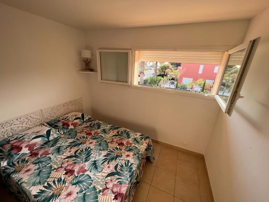 Plein Sud, Bel Appartement 20 Metres De La Plage La Capte อิแยร์ ภายนอก รูปภาพ