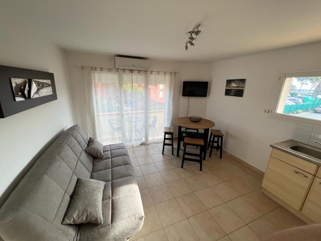 Plein Sud, Bel Appartement 20 Metres De La Plage La Capte อิแยร์ ภายนอก รูปภาพ